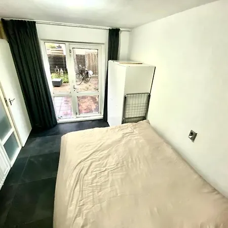 Comfortable In With Garden Apartamento Ámsterdam